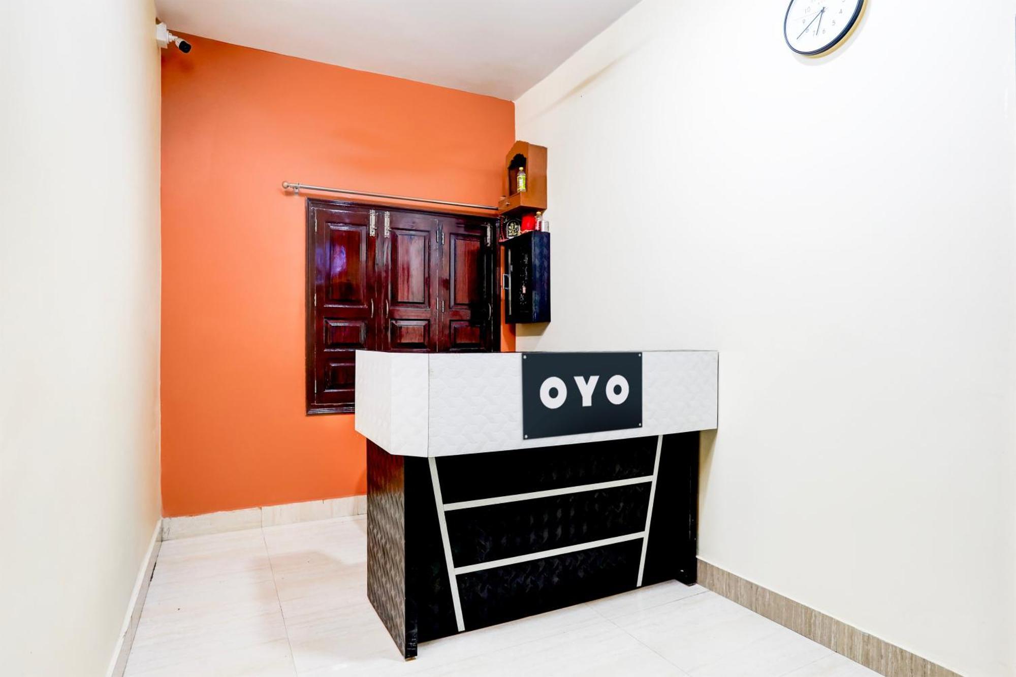 ורנאסי Hotel O R B Palace מראה חיצוני תמונה